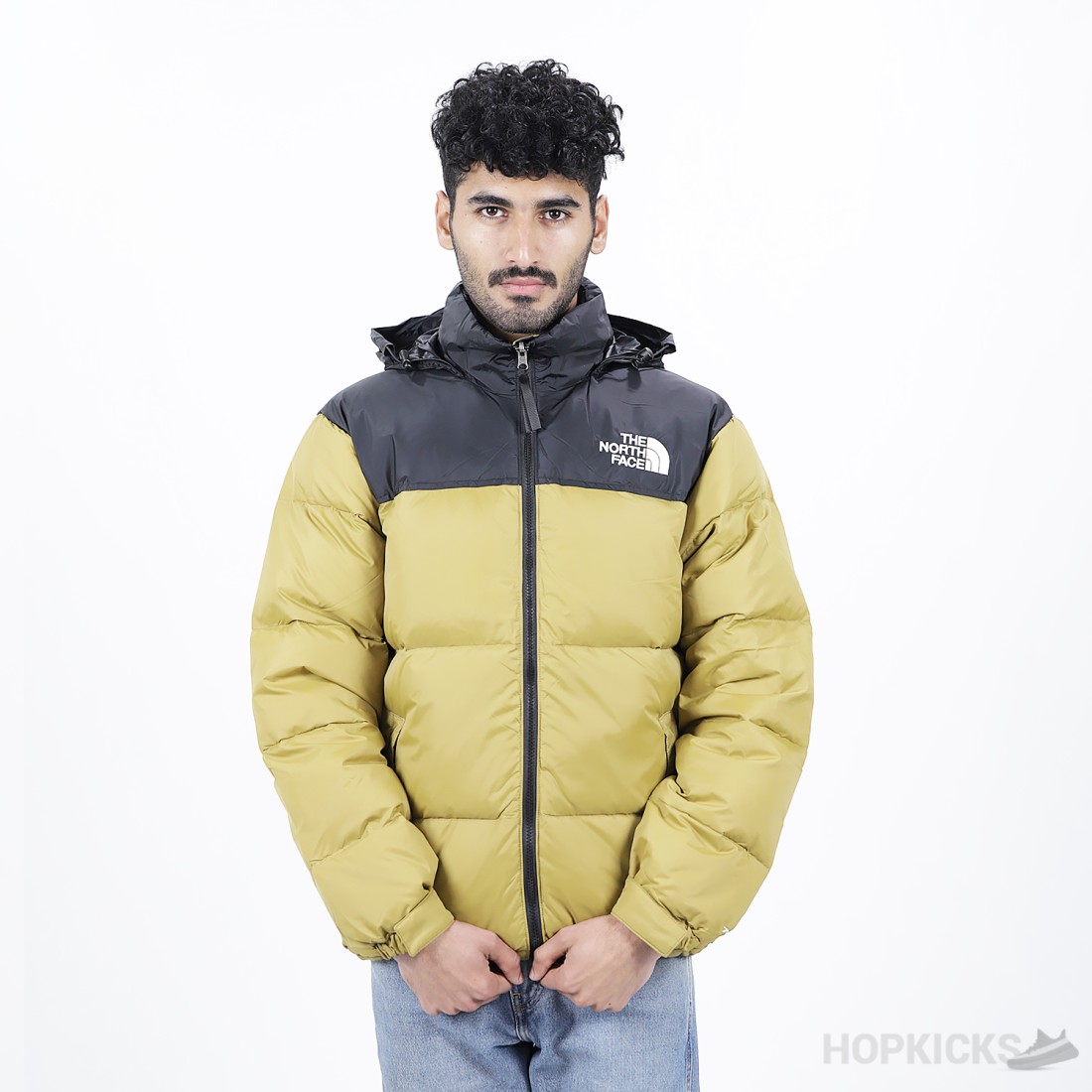 Nike discount nuptse jacket